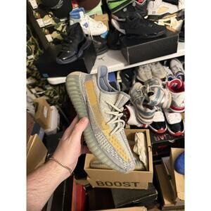 Yeezy 350 boost israfil sz 8.5